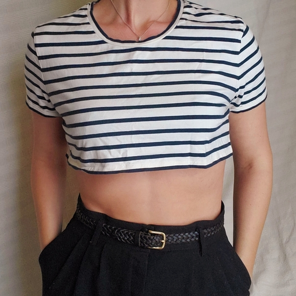 Boxy Breton Crop Top - Picture 2 of 4